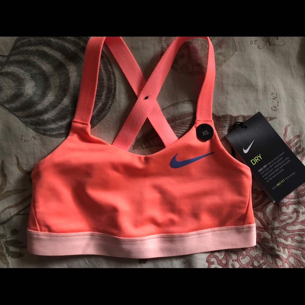 Brand new Nike sports bra - Picture 2 of 4